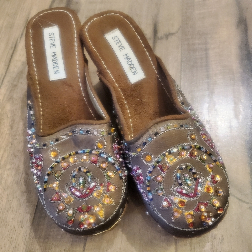 👡Madden Beaded Clogs - sz 6